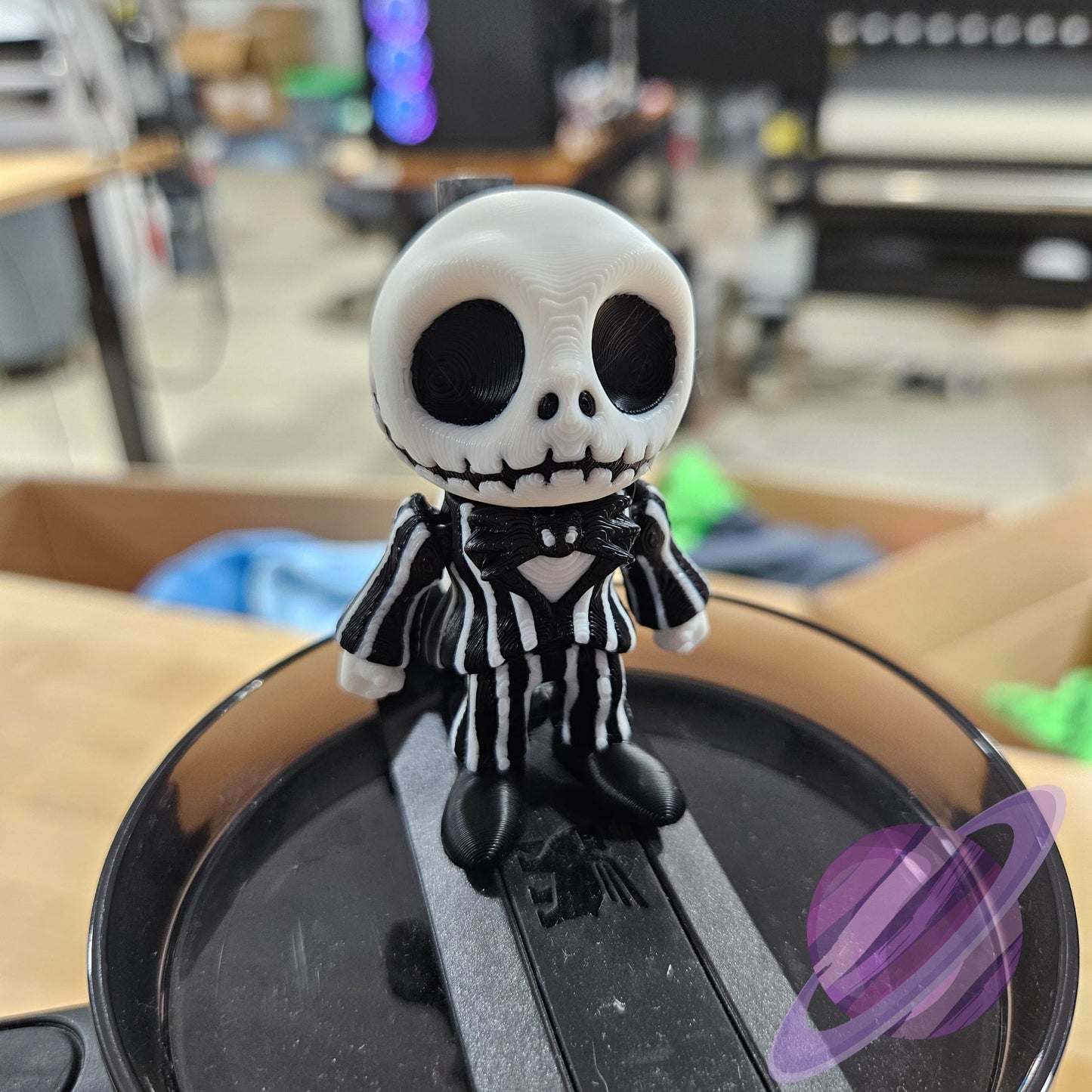 NIGHTMARE SKELETON STRAW BUDDY