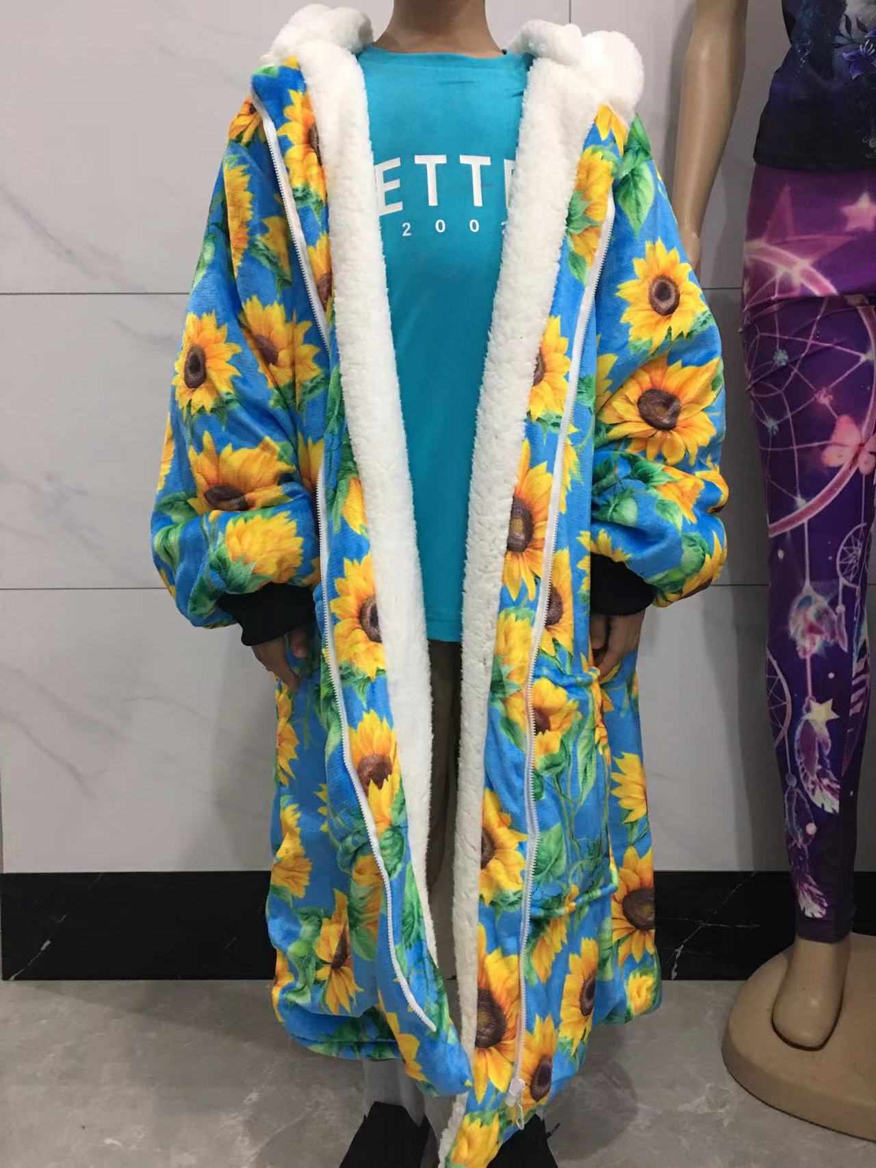 BUD-HOODIE BLANKET PREORDER-CLOSING 9/20